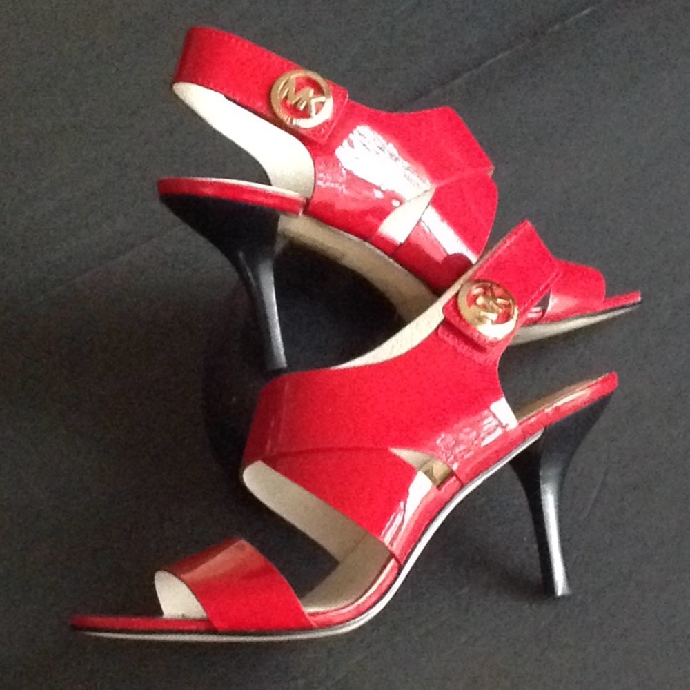 ⭕️ MK 'Michael Kors - Red 'Strappy' Patent Heels